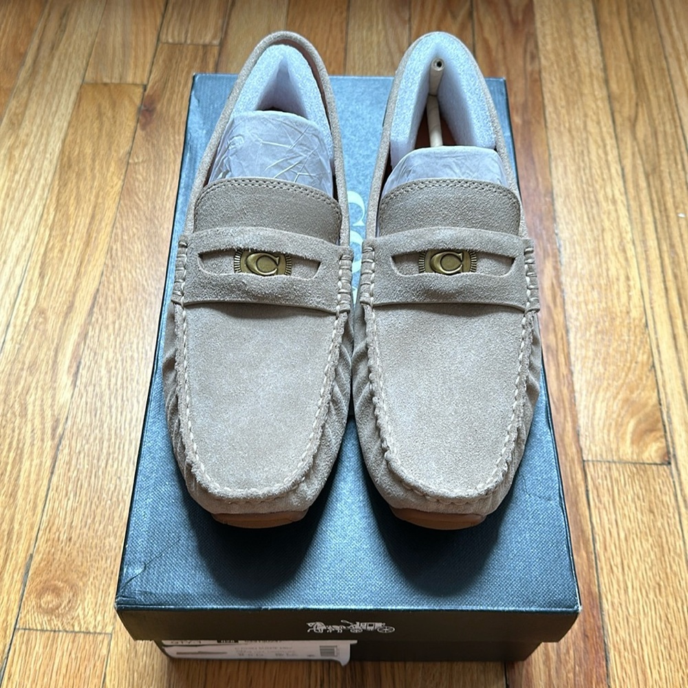 New in Box Coach Signature Coin Driving Shoe in Oat Suede, Size 8.5